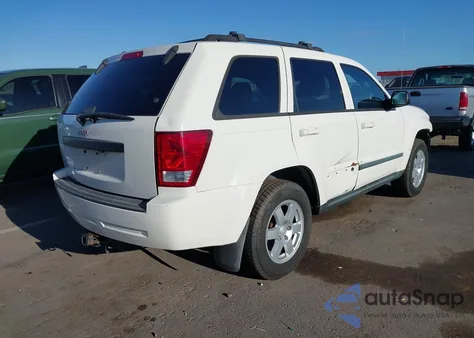 2009 Jeep Grand Cherokee Laredo z USA, uszkodzony, nr VIN 1J8GR48K39C515788